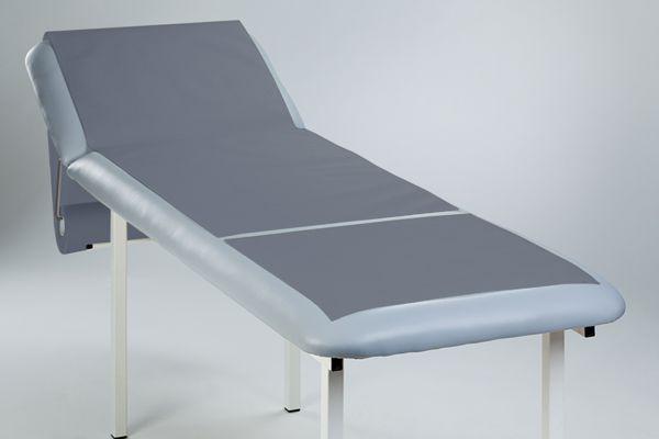 Medical couch roll of paper-foil Gray